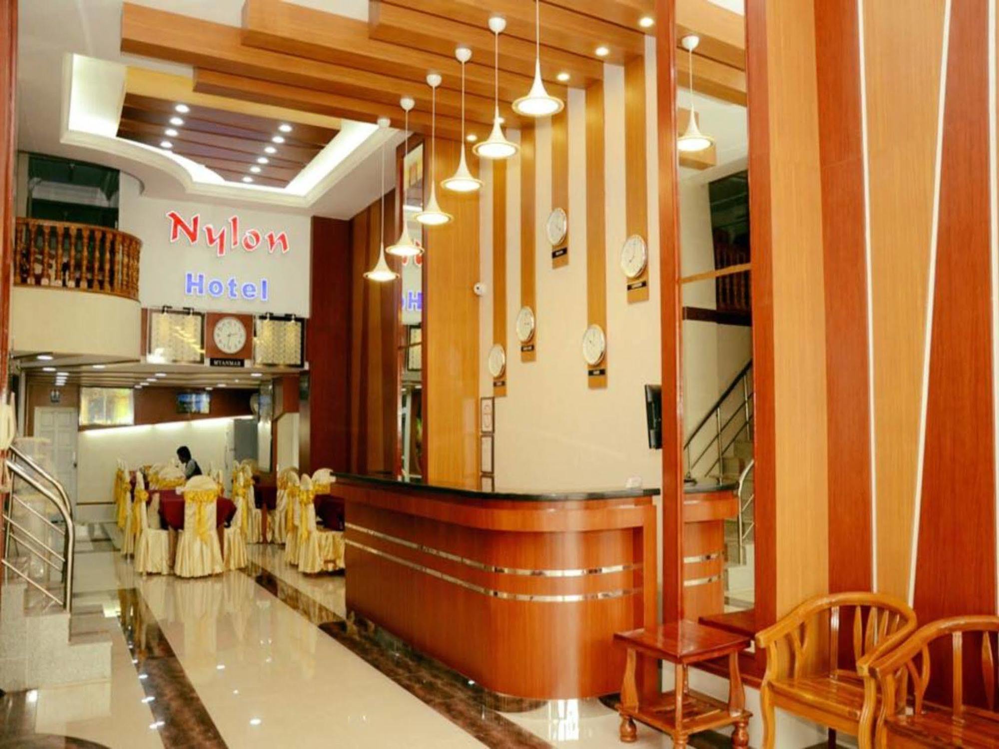 Hotel Nylon Mandalay Exteriér fotografie