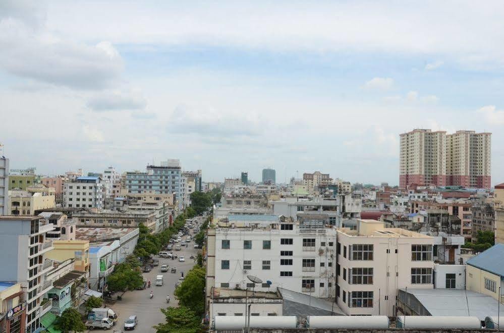 Hotel Nylon Mandalay Exteriér fotografie